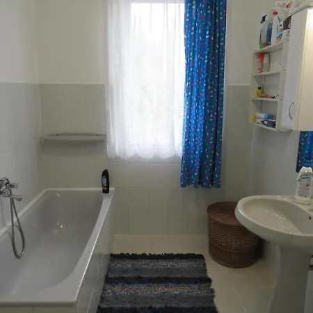 Hegyekre Panoramas Nyaralo Balatonedericsen Casa de Férias